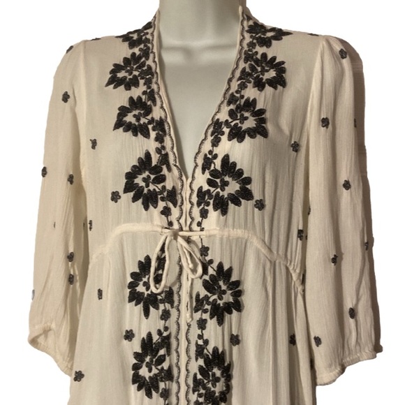 FREE PEOPLE Fable midi Boho XS White Rayon Black Floral Embroidered Dress - Picture 2 of 8